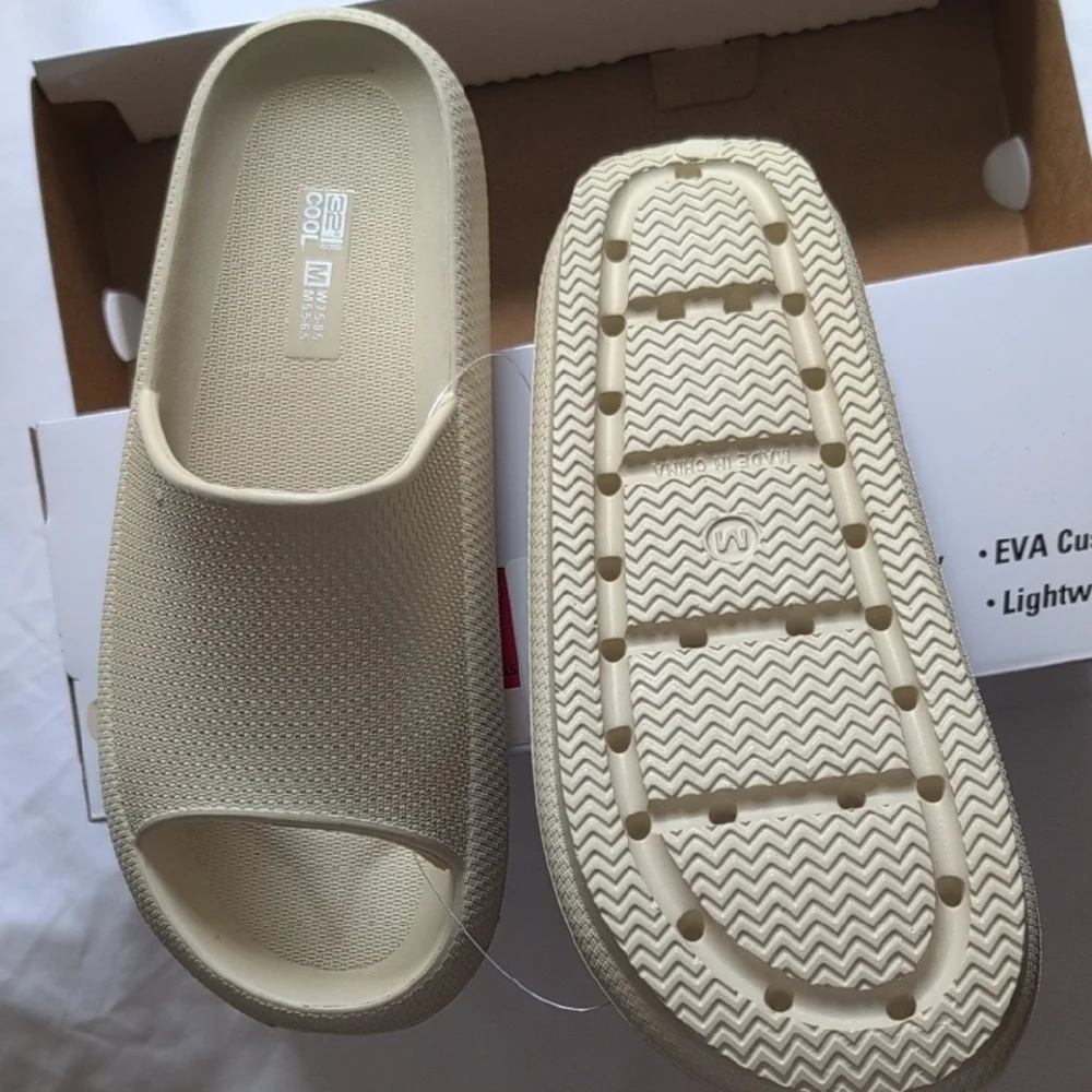 32 Degrees Slide Sandals
